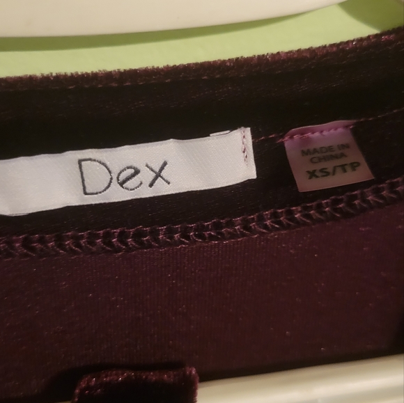 DEX Velvet Cocktail Dress - Picture 2 of 3